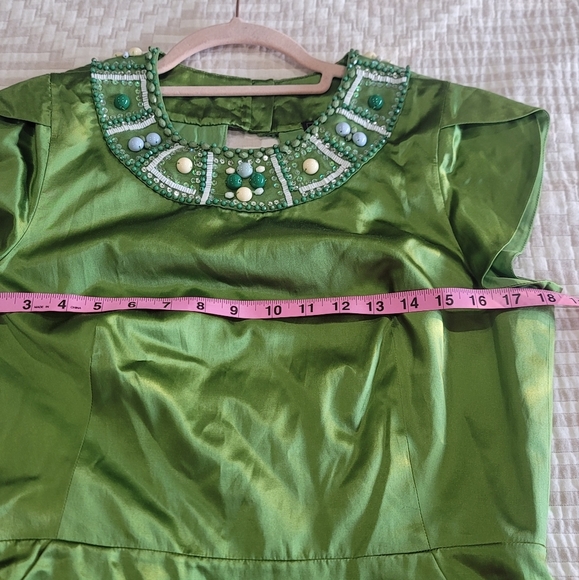 BCBG Max Azria jewel neck silk party cocktail green mini dress NYE 10 Medium - Picture 2 of 16